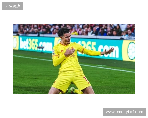 已翻篇!琼斯:萨拉赫采访风波后已向全队道歉,大家对他态度没变 已翻篇!琼斯:萨拉赫采访风波后已向全队道歉,大家对他态度没变