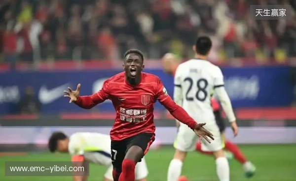 博主:蓉城外援卡隆目前仍处于留队状态,但已不可能随队踢中超 博主:蓉城外援卡隆目前仍处于留队状态,但已不可能随队踢中超