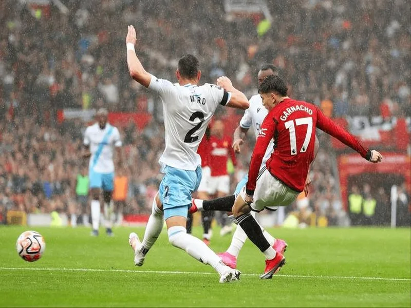 邮报:为马奎尔的离开做准备,曼联考虑引进森林后卫穆里略